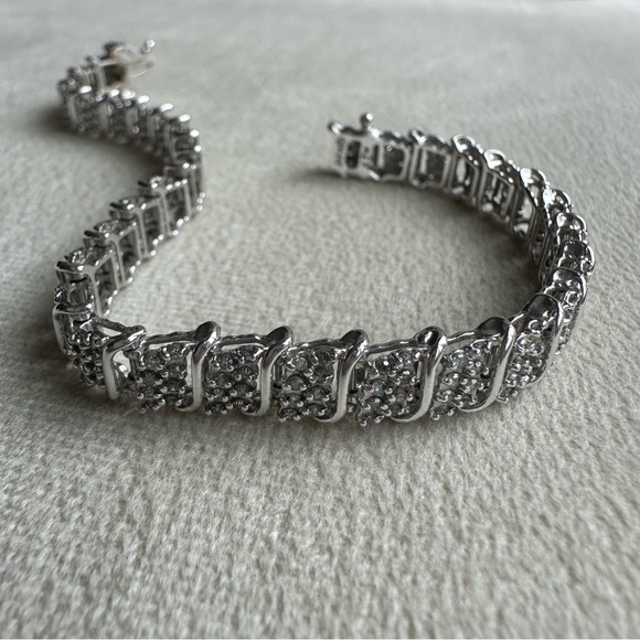 10K White Gold Diamond Bracelet | 2 CTW | 7” | 11.7g | Zales - Picture 12 of 13